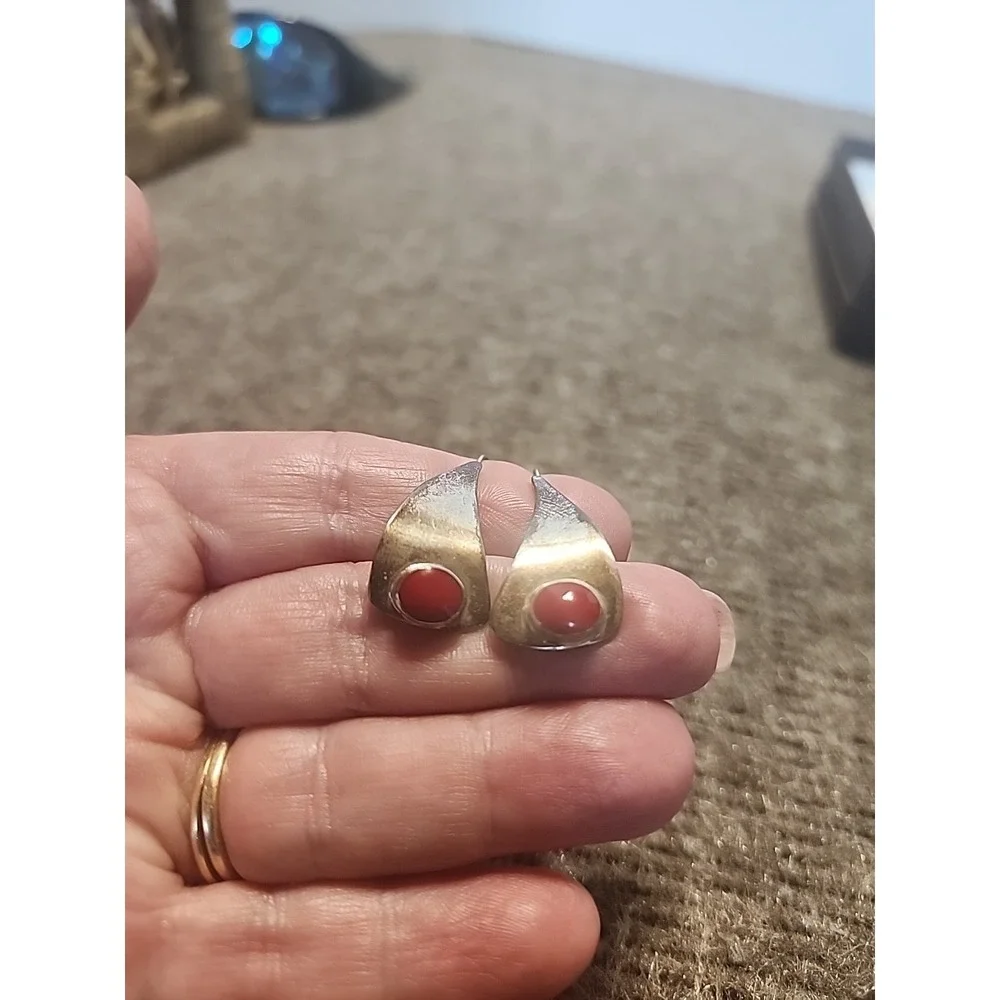 sterling silver earrings With Red Coral Stone‎
